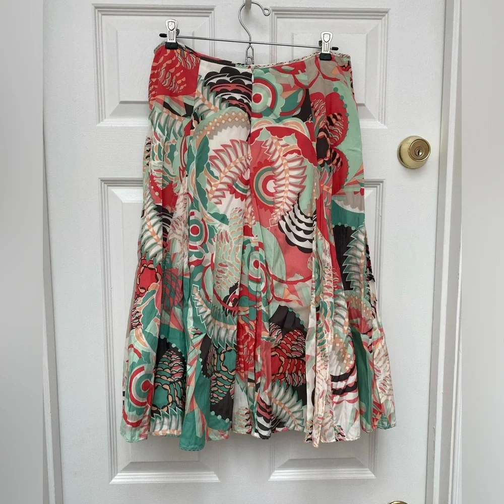 Elie Tahari Red and Green Silk / Cotton A-Line Skirt - Size 6